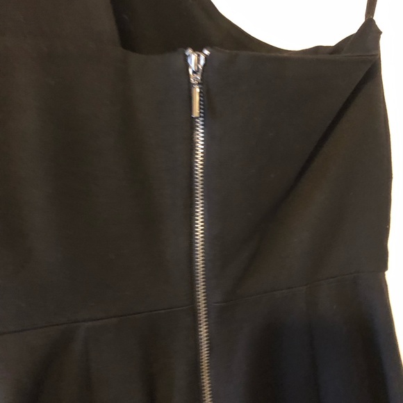 Roland Mouret x BANANA REPUBLIC - Picture 5 of 7